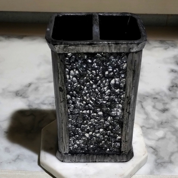 Mosaic Accessory Holder - Picture 1 of 5